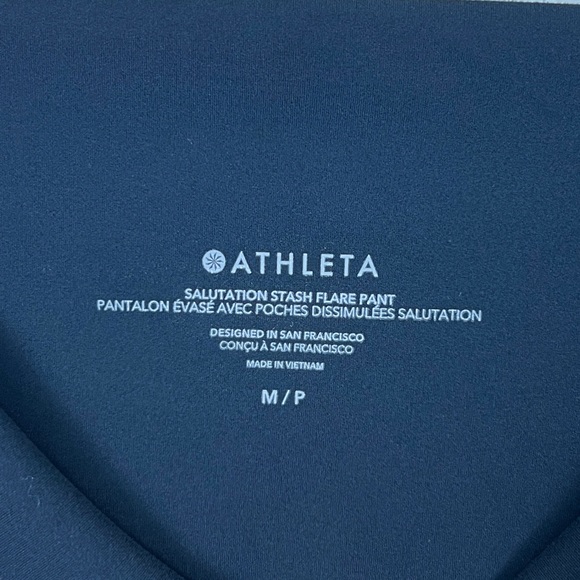 HOLIDAY DROP ✨ Athleta Salutation Stash Flare Pant, Black M/P (Med Petite) - EUC - Picture 8 of 10
